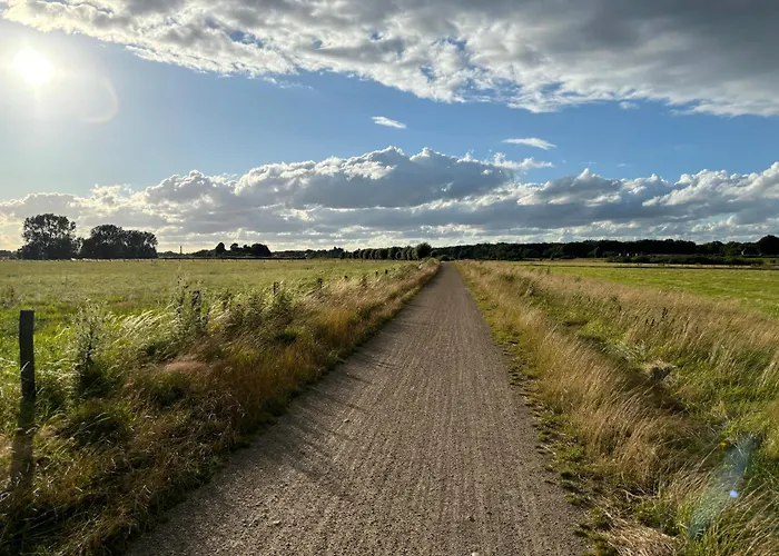 Containerwoning Op Schitterende Locatie *