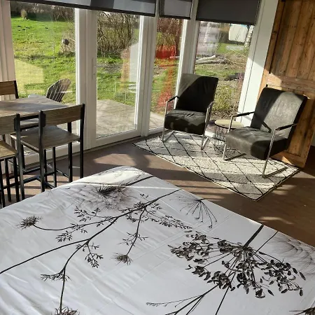 度假居 Containerwoning Op Schitterende Locatie *